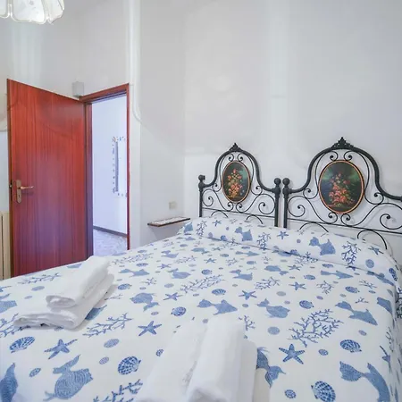 125b - Casa San Lorenzo, 15minuti A Piedi Mare E Монелья