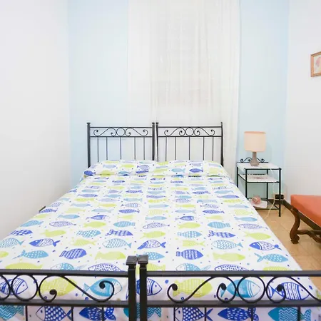 125b - Casa San Lorenzo, 15minuti A Piedi Mare E *
